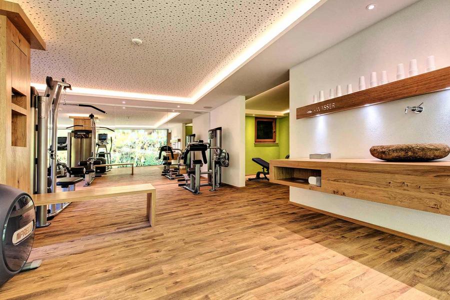 Aufnahme des großen Fitnesshotels im Hotel Krone