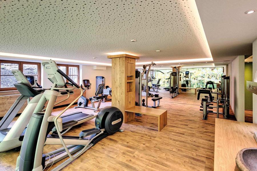 Aufnahme des großen Fitnessbereichs im Hotel