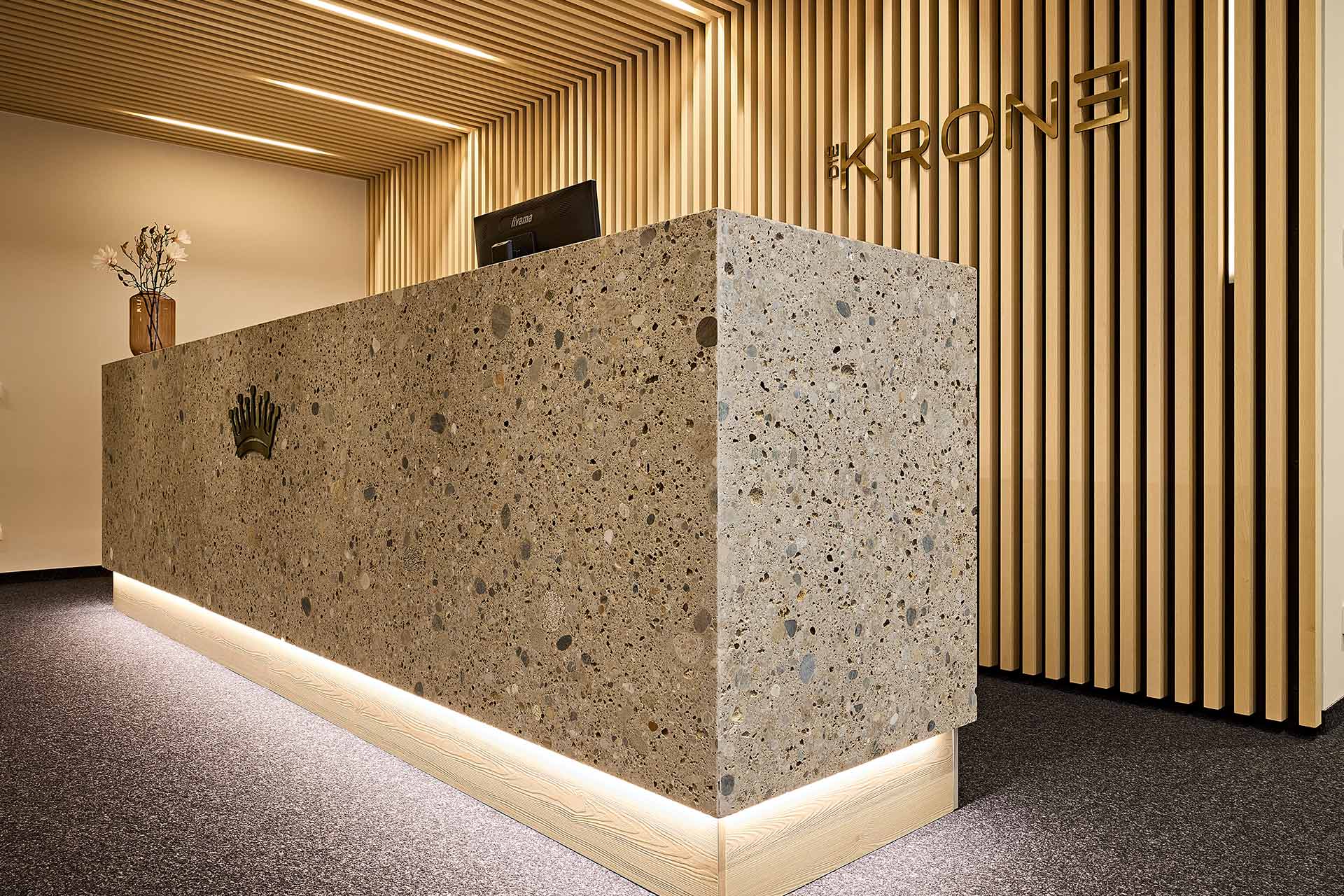 Blick in den neuen Rezeptionsbereich des Hotel Krone