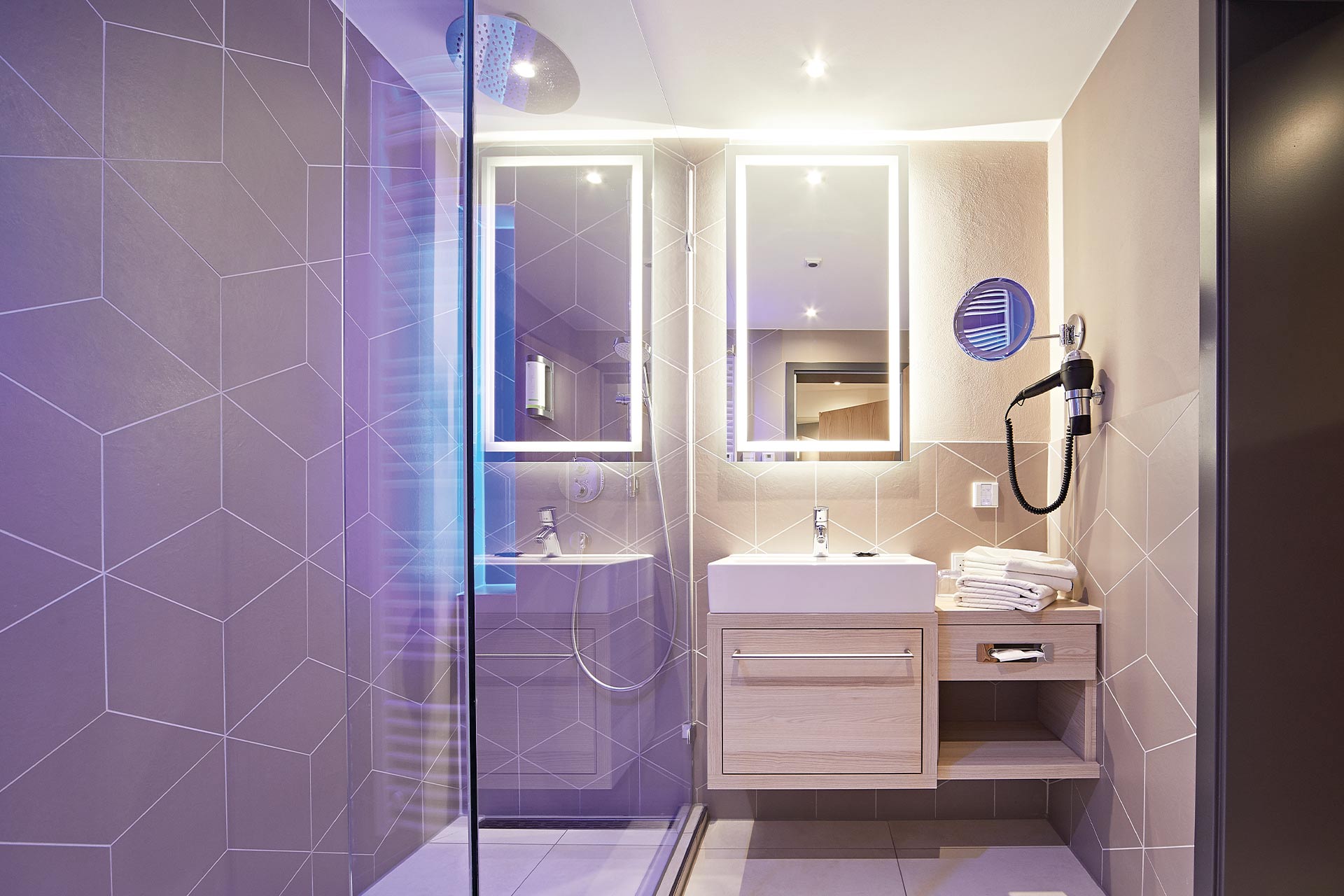 Badezimmerbeispiel eines Doppelzimmer Premuim