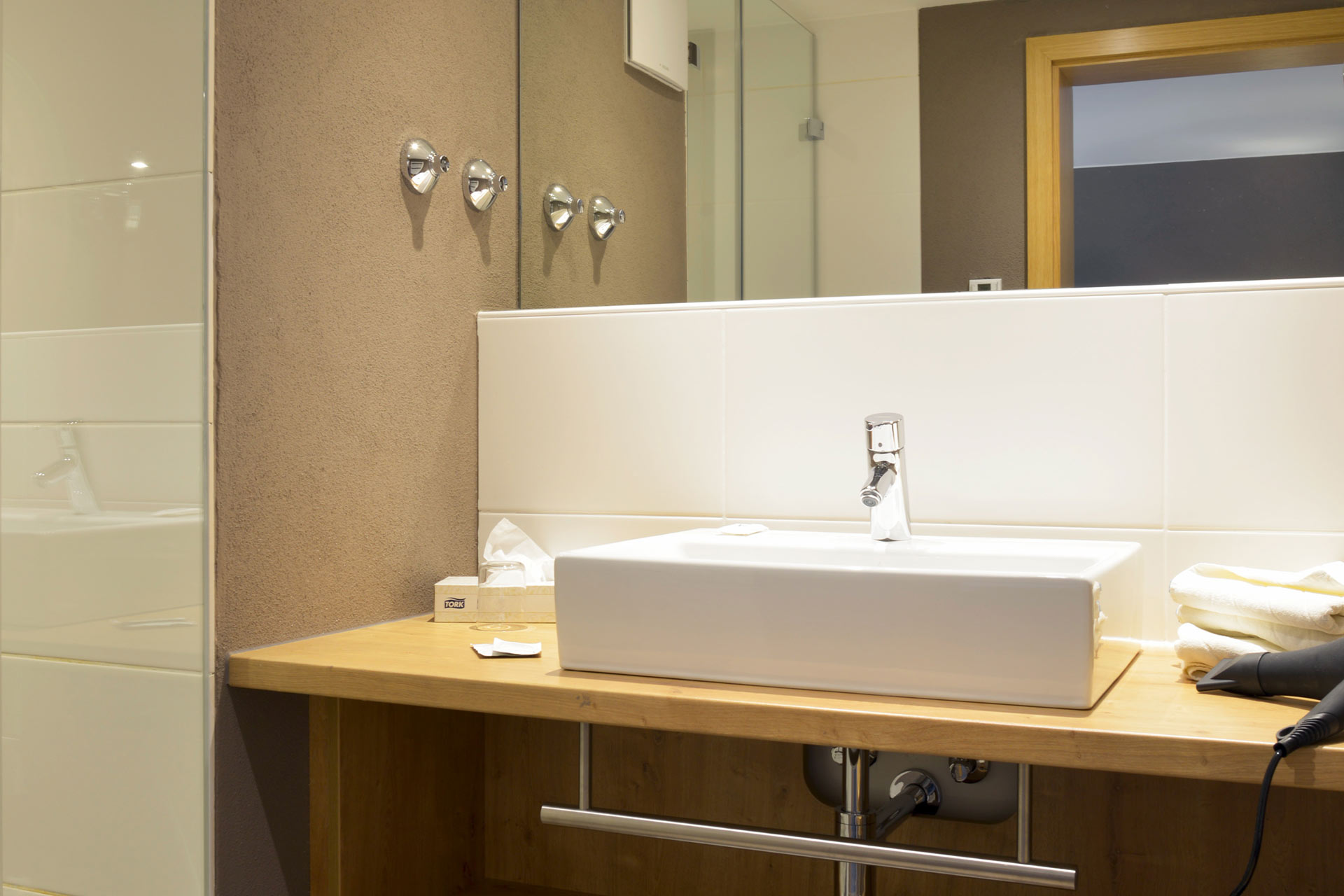 Badezimmerbeispiel eines Einzelzimmer Premium